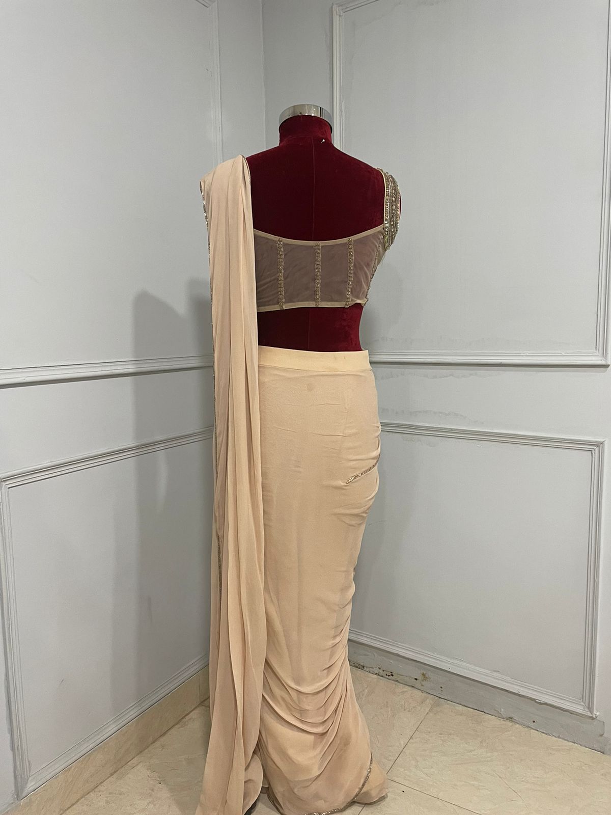 Aadab Pre Draped Slit Saree