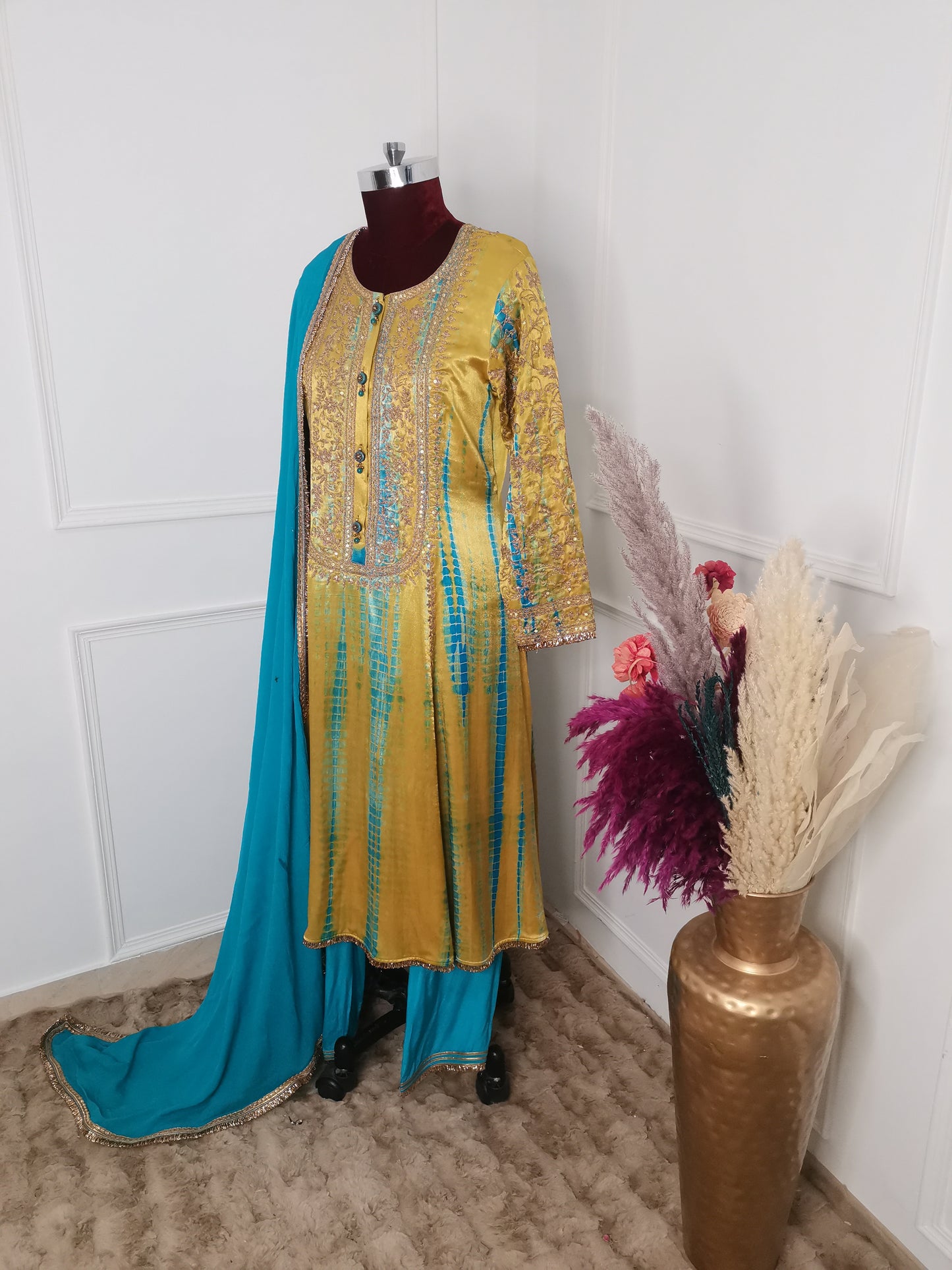 Yellow and Blue Tie-Dye Suit